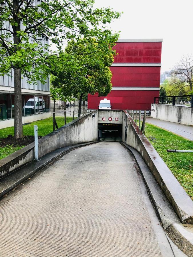Guesthouse University By Lr - Self Check In Лугано Екстер'єр фото