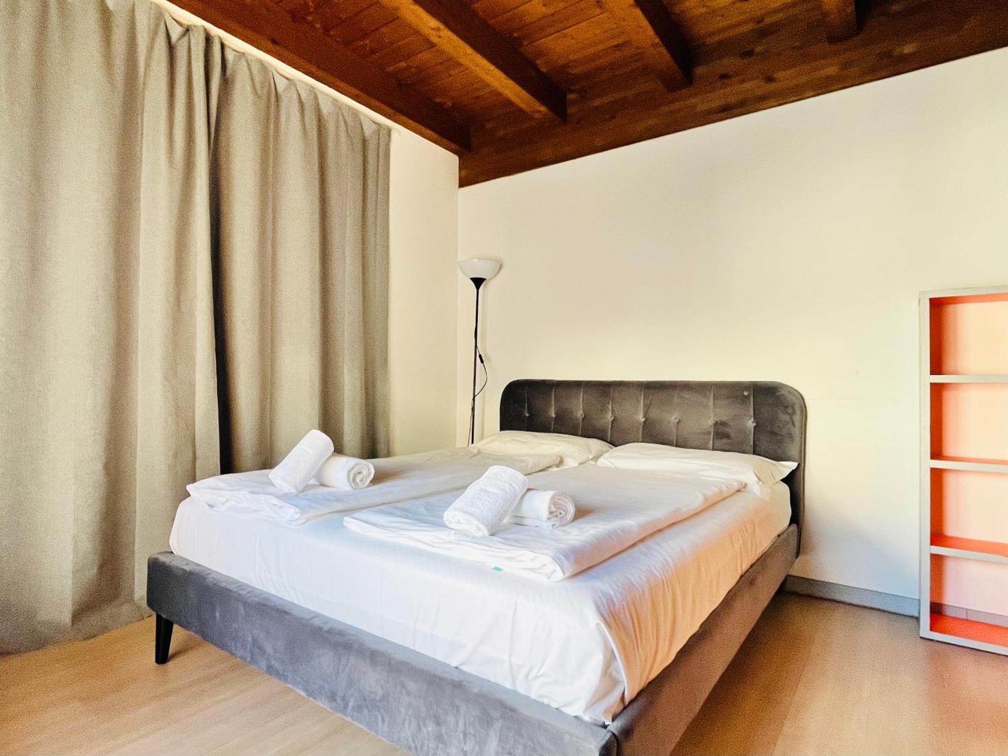 Guesthouse University By Lr - Self Check In Лугано Екстер'єр фото